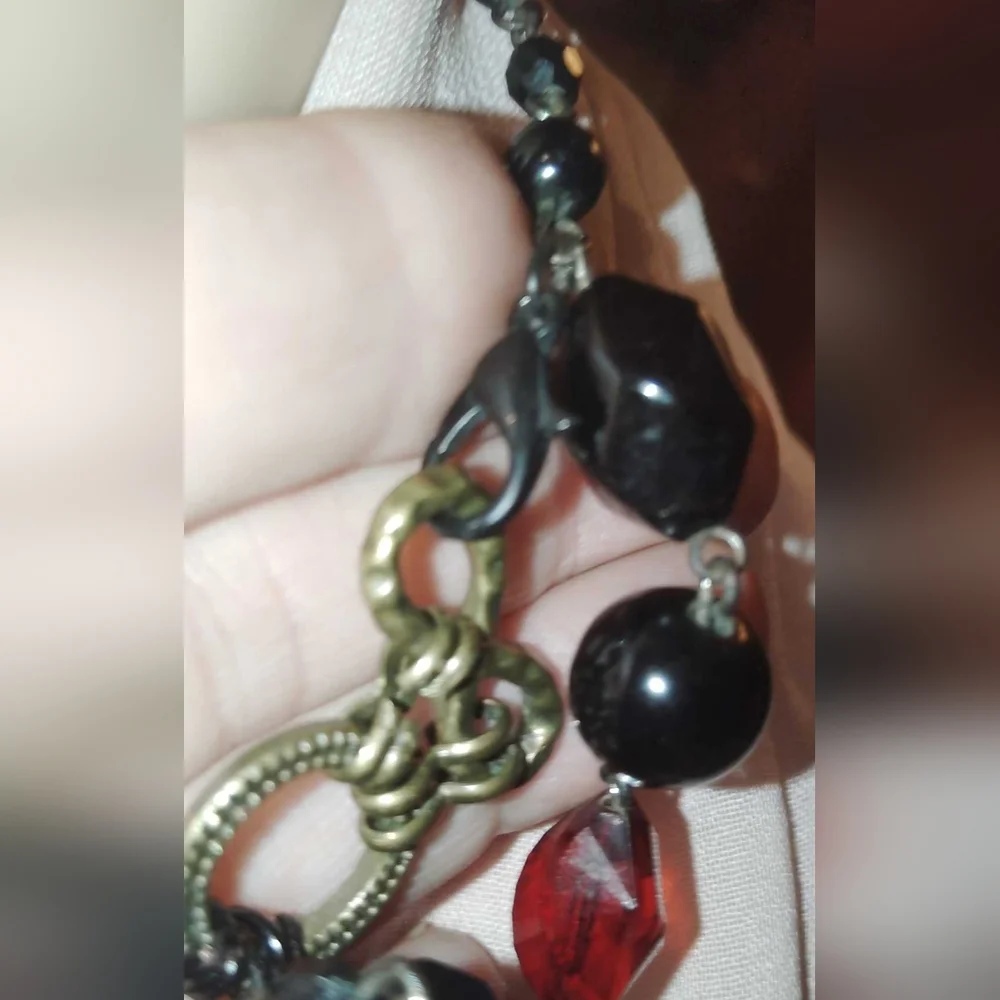 Handcrafted Super Chunky Gothic Black & Red 18" Beaded Necklace Collar - Picture 3 of 8
